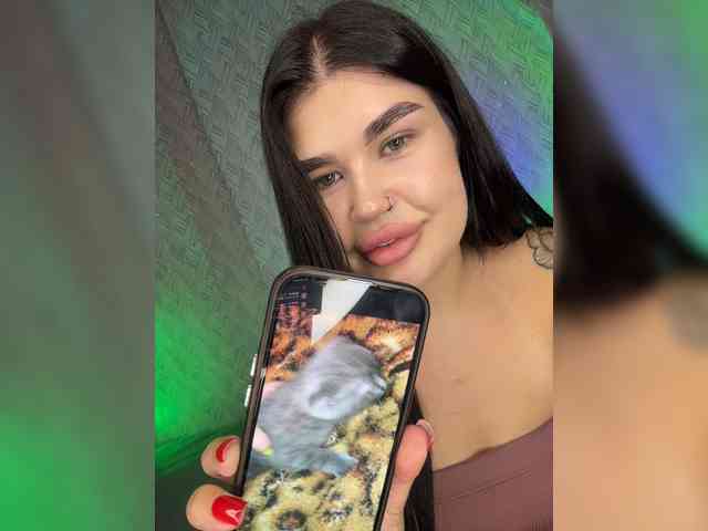 suchka-black- webcam