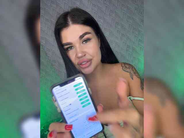 suchka-black- Sex Cam Show