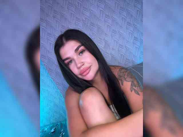 suchka-black- Sex Cam Show