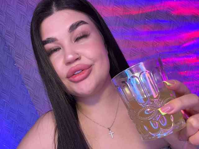 suchka-black- webcam