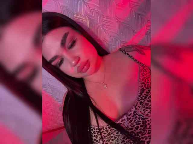 suchka-black- webcam