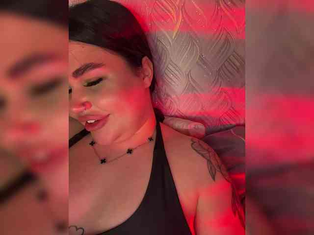 suchka-black- webcam