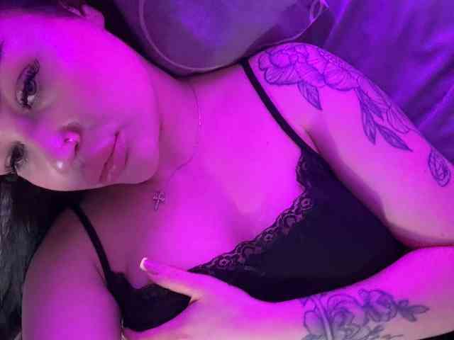 suchka-black- webcam