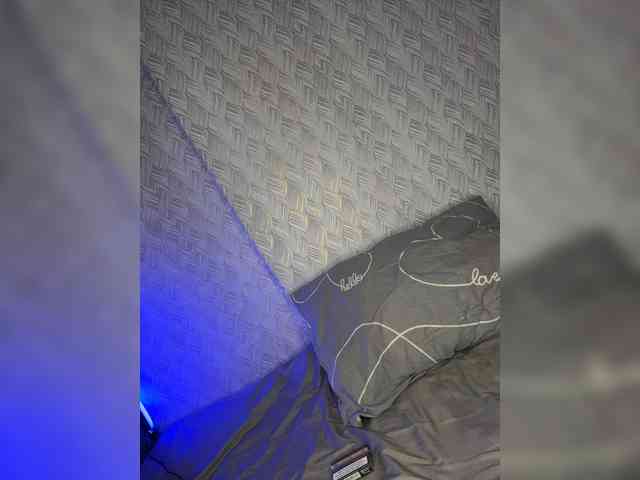 suchka-black- webcam