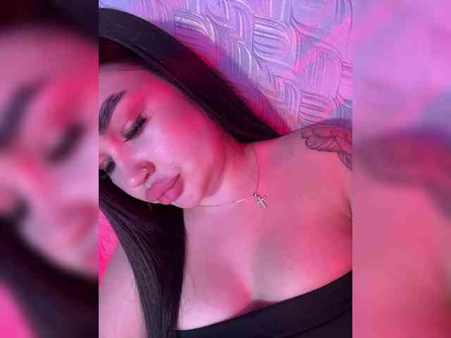 suchka-black- webcam