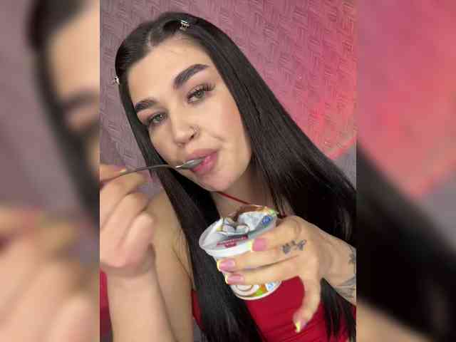 suchka-black- webcam