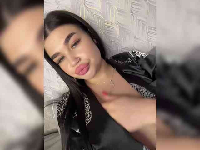 suchka-black- webcam