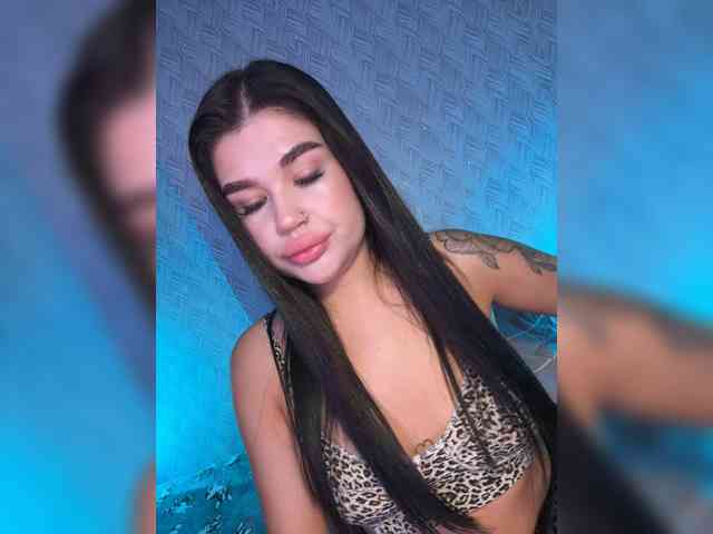 suchka-black- webcam