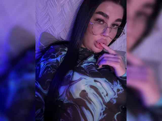 suchka-black- webcam