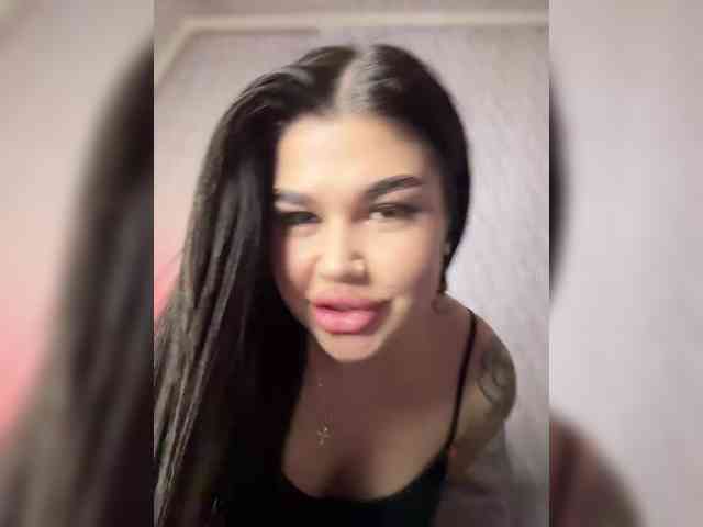 suchka-black- webcam
