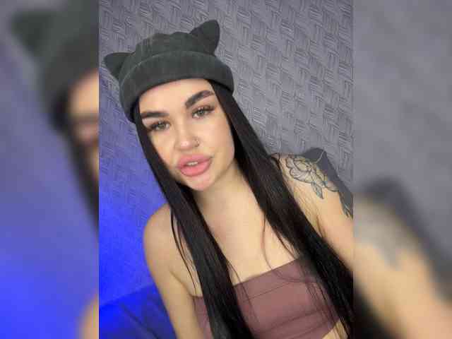 suchka-black- Live Webcam on BongaCams