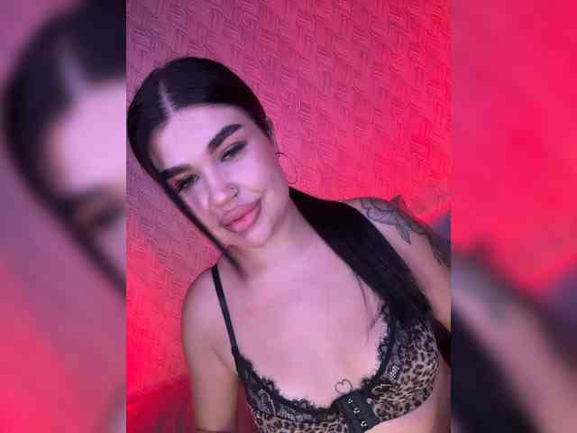 suchka-black- webcam