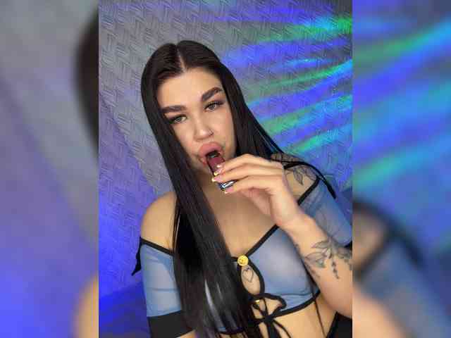 suchka-black- webcam