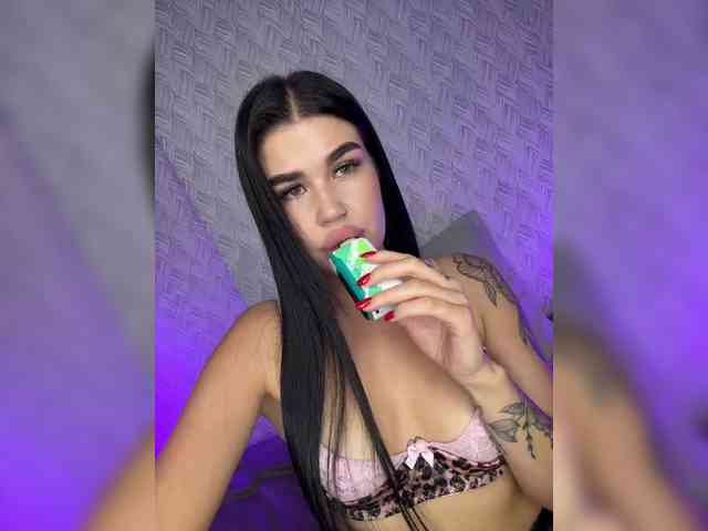 suchka-black- webcam