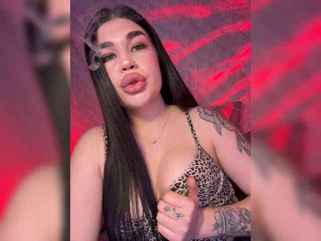 suchka-black- webcam