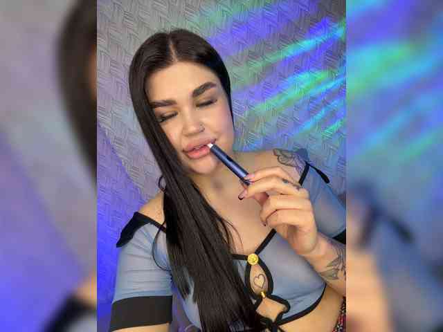 suchka-black- webcam