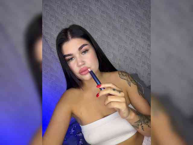 suchka-black- webcam