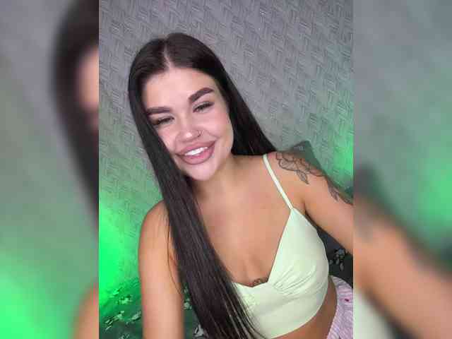 suchka-black- Sex Cam Show