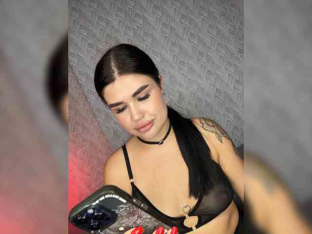 suchka-black- Sex Cam Show