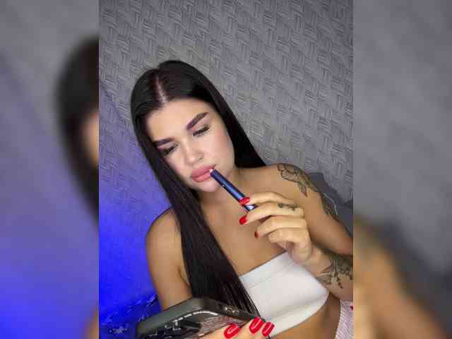 suchka-black- webcam