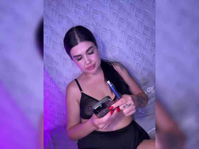 suchka-black- Sex Cam Show