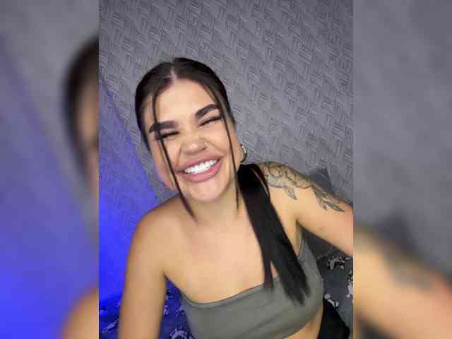 suchka-black- webcam