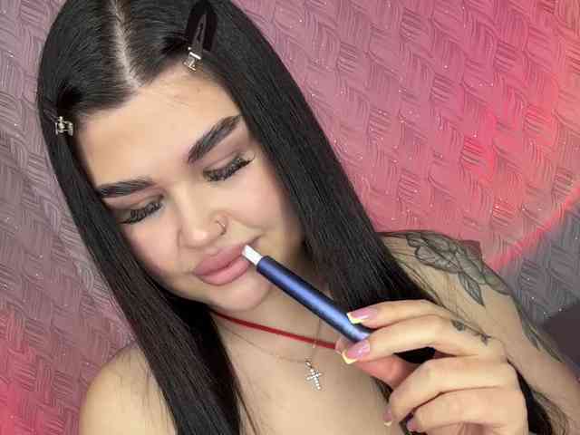 suchka-black- webcam