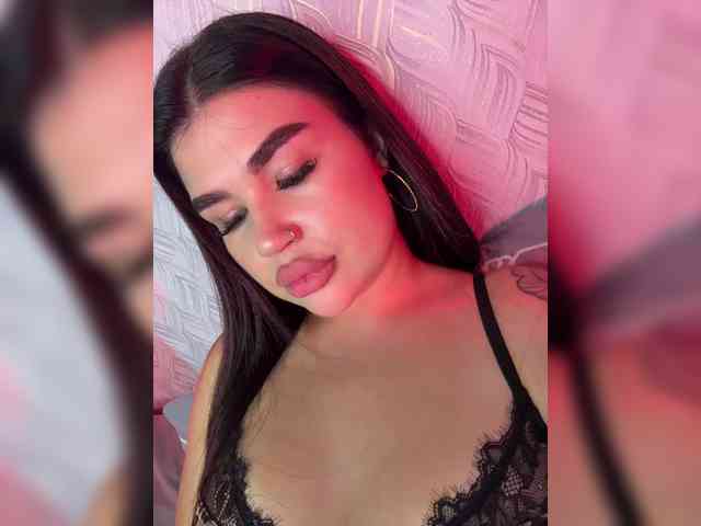 suchka-black- webcam