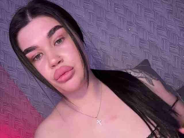 suchka-black- webcam