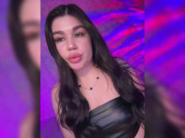 suchka-black- Live Webcam on BongaCams