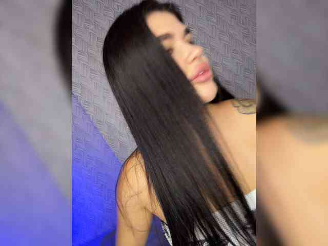 suchka-black- webcam