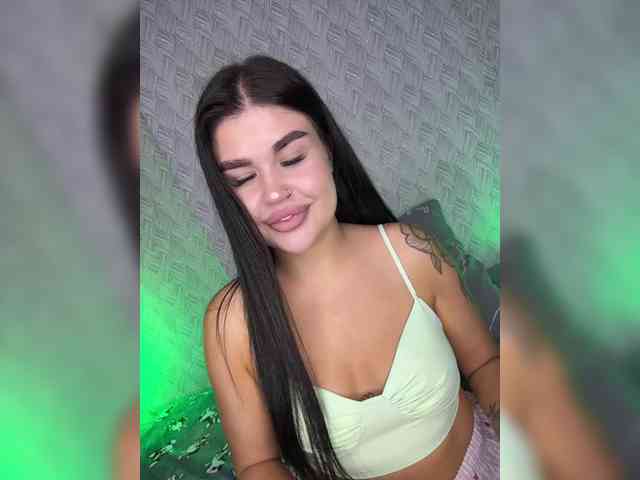 suchka-black- Sex Cam Show