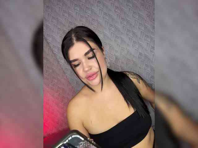 suchka-black- Sex Cam Show