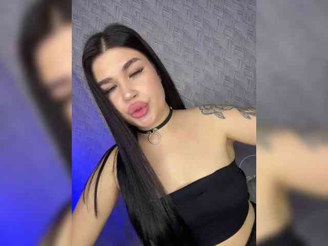 suchka-black- webcam