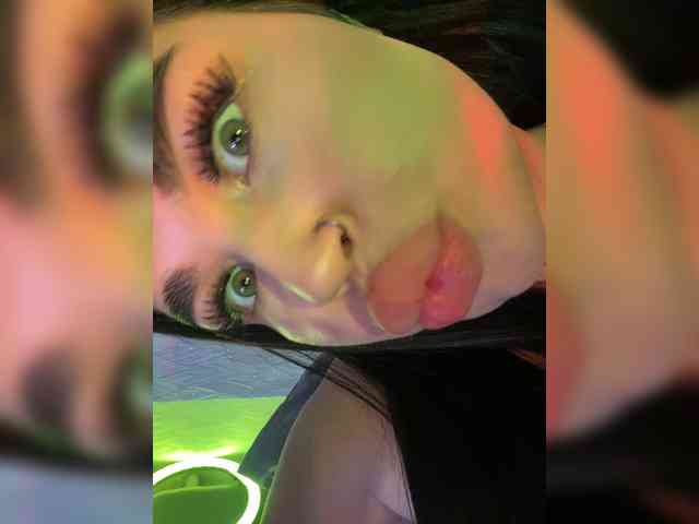 suchka-black- webcam