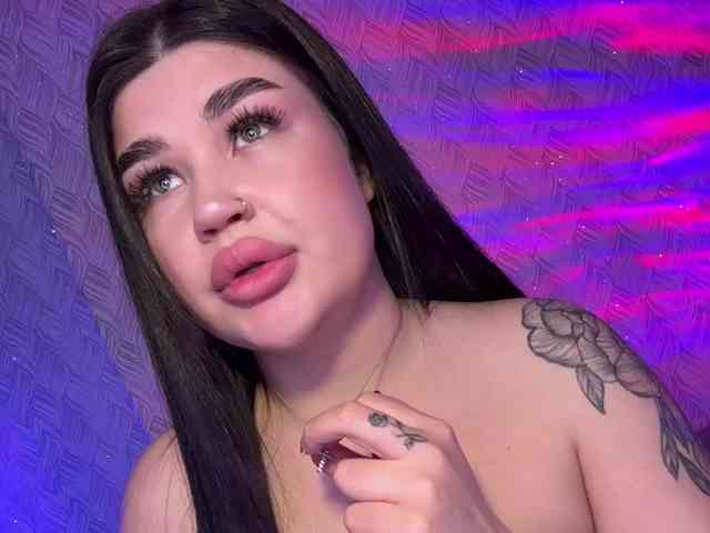 suchka-black- webcam