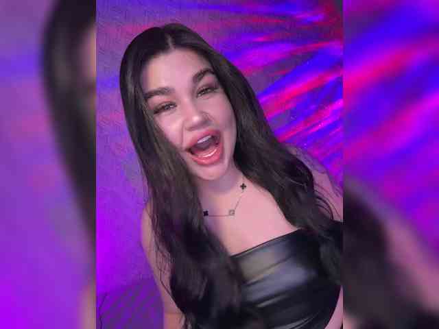 suchka-black- webcam