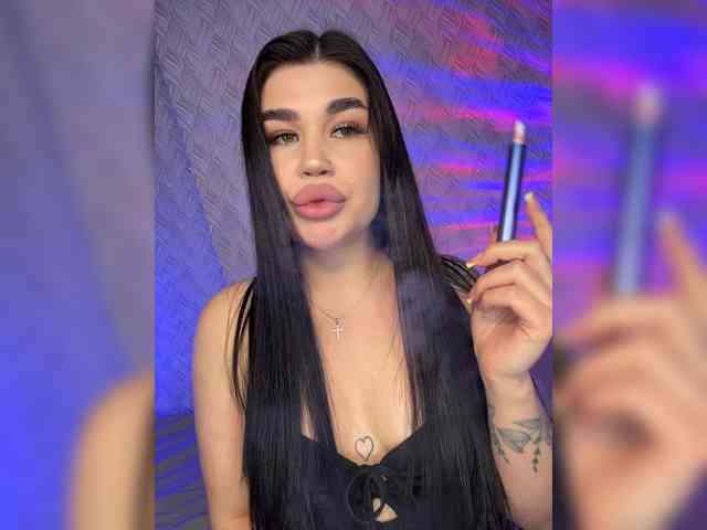 suchka-black- webcam