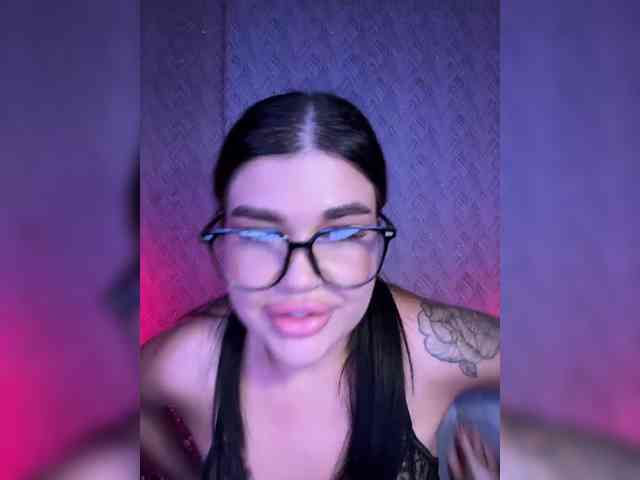 suchka-black- webcam
