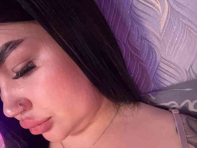 suchka-black- webcam