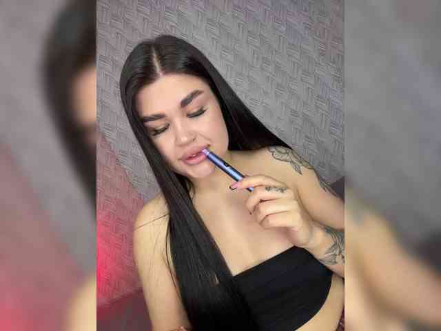 suchka-black- webcam