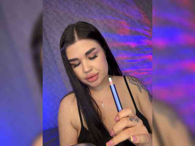 suchka-black- webcam