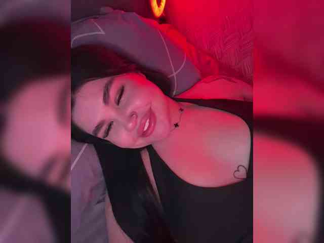 suchka-black- webcam