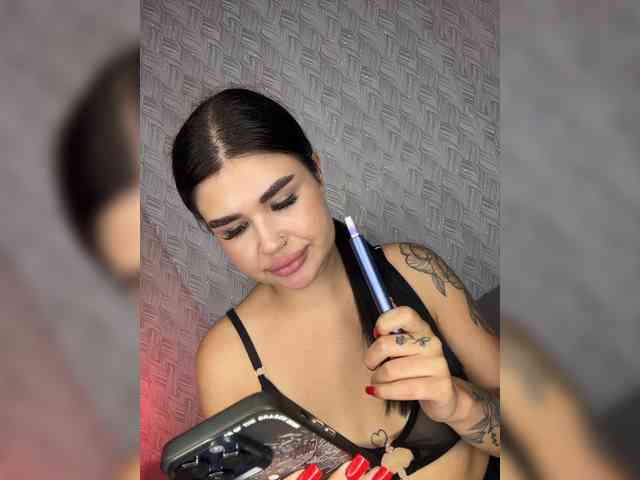suchka-black- Sex Cam Show