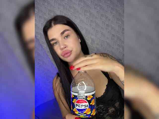 suchka-black- webcam