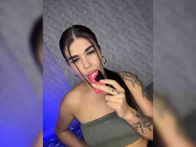 suchka-black- webcam