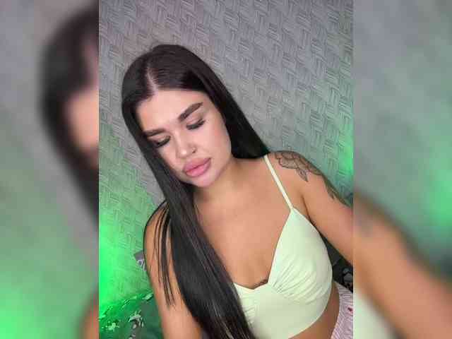 suchka-black- Sex Cam Show