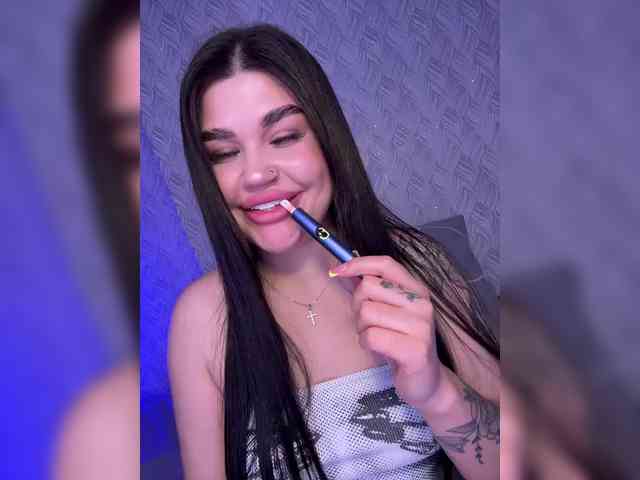 suchka-black- webcam