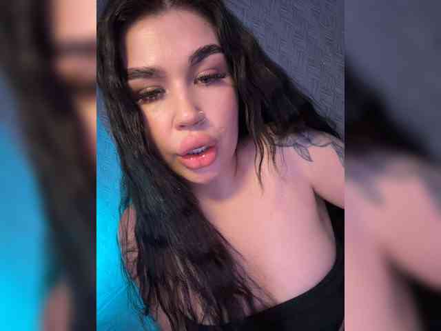 suchka-black- webcam