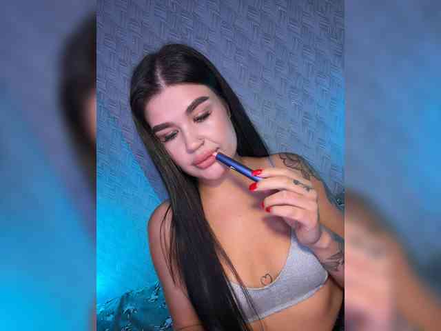 suchka-black- Sex Cam Show
